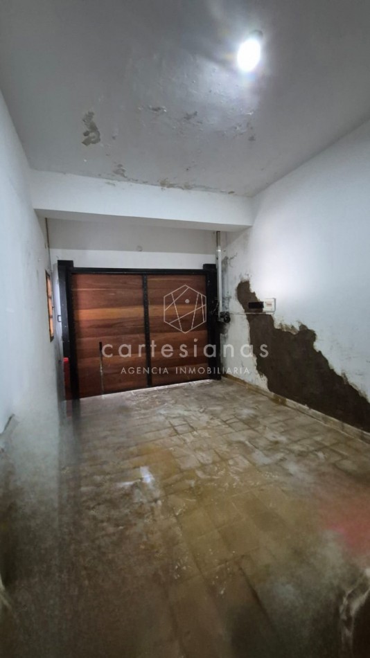CASA 3 DORM PARA REFACCIONAR B° GRANJA DE FUNES A 50 MTS DE RAFAEL NUÑEZ. OPORTUNIDAD