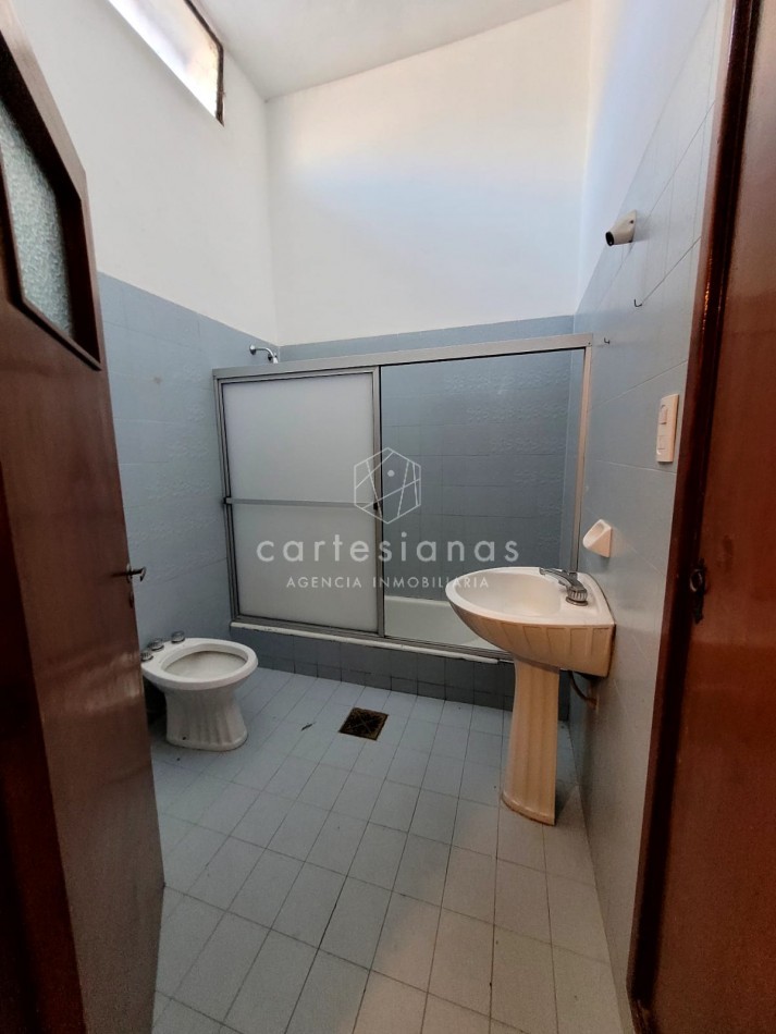 APPTO CREDITO. CASA DE 3 DORM ALEJANDRO CENTENO 