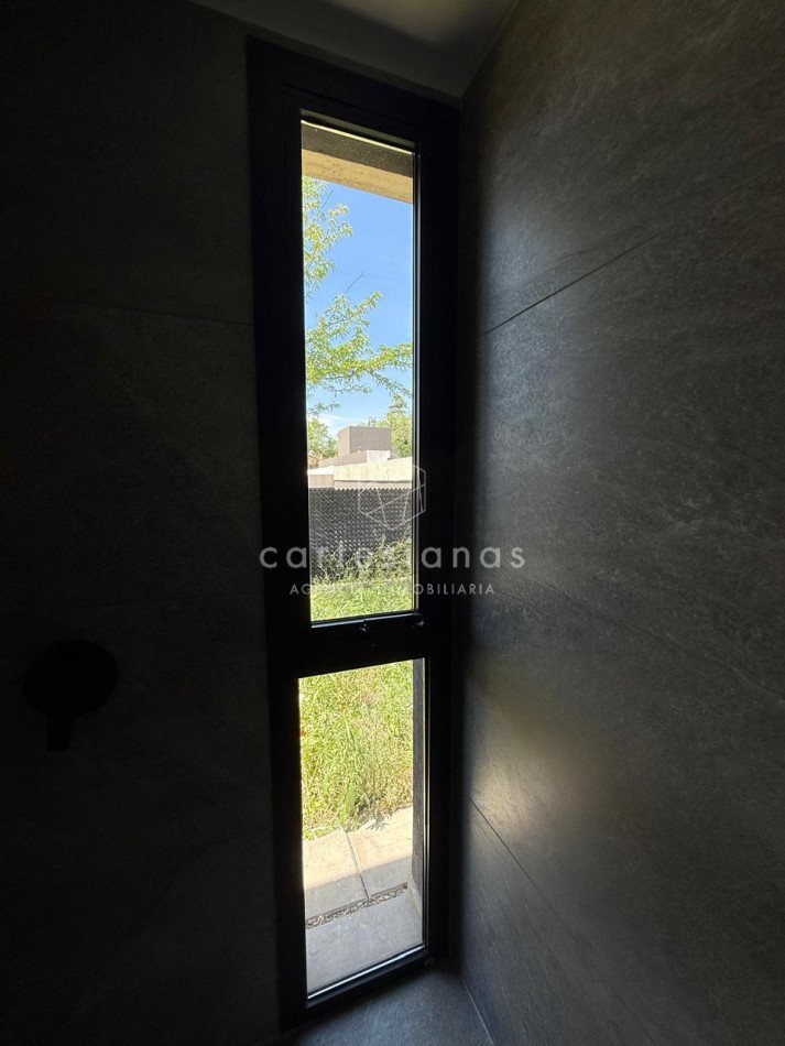 VILLA WARCALDE CASA EN UNA SOLA PLANTA DE 3 DORM EN HOUSING DE CATEGORIA