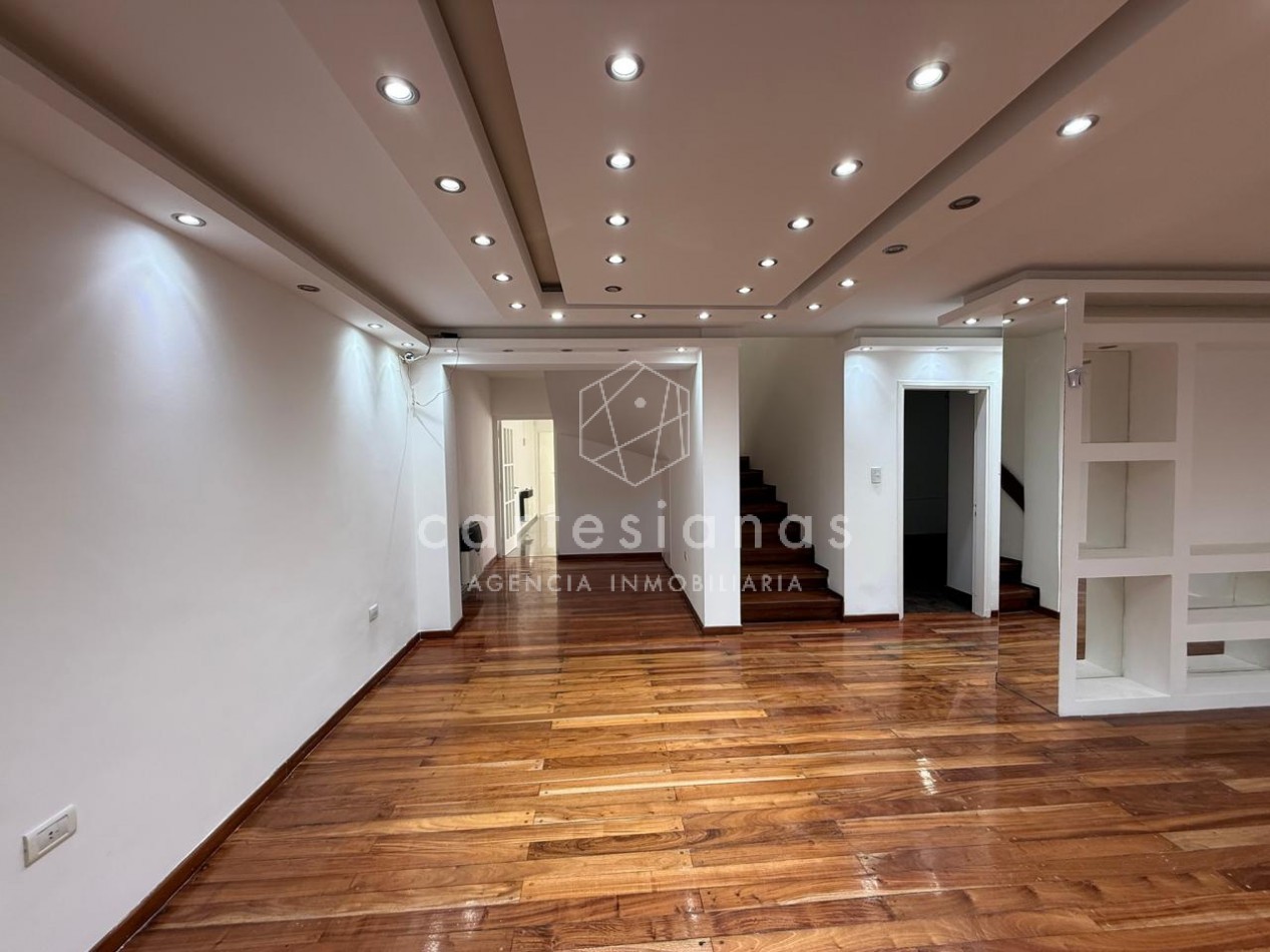 A 30 MTS DE RAFAEL NUÑEZ CASA DE 4 DORM + ESCRIT C/PILETA