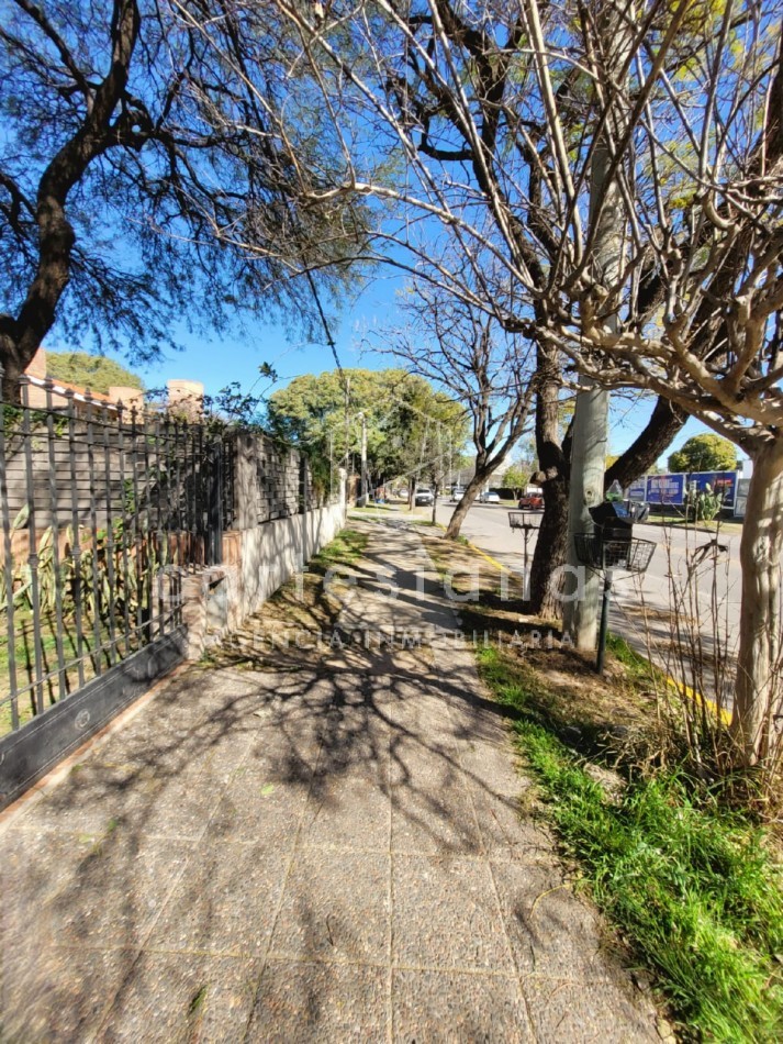 APTO CREDITO HIPOTECARIO CASA DE 3 DORM + DEP DE SERV | TABLADA PARK