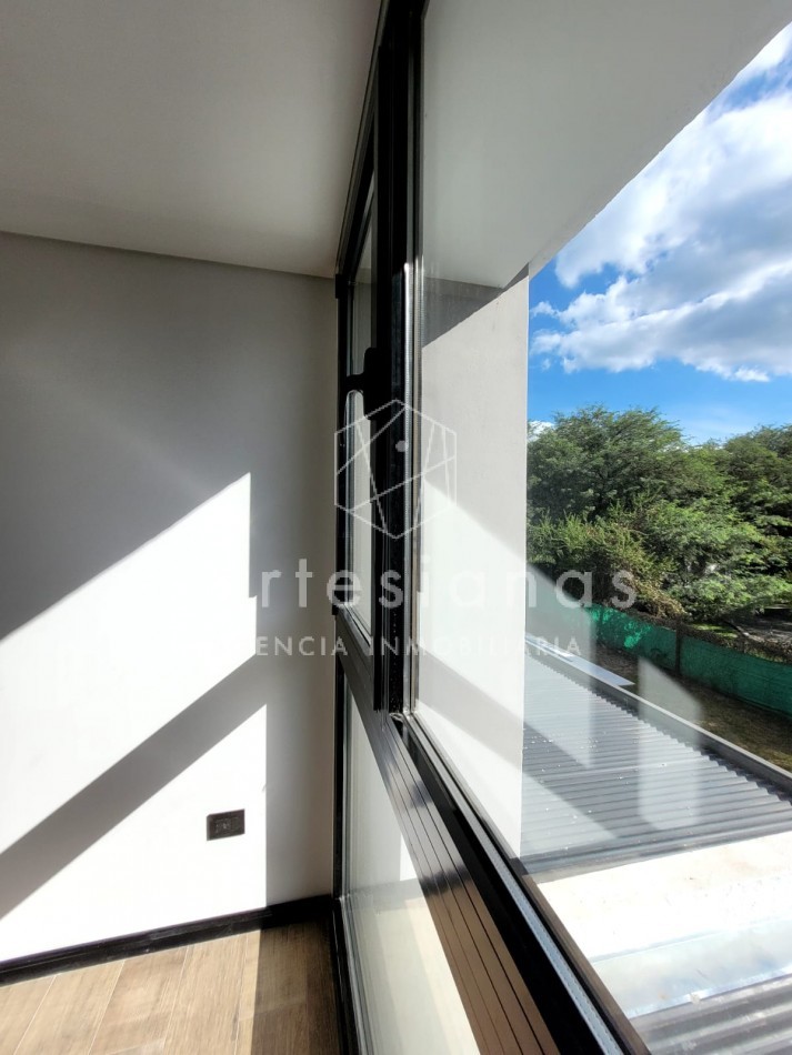 LA CAROLINA CASA DE 3 DORM CALIDAD PREMIUM | ZONA NORTE