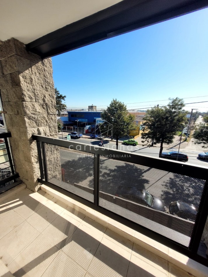 DPTO DE 3 DORM ESTILO DUPLEX SOBRE AV. FUERZA AEREA - RUTA 20