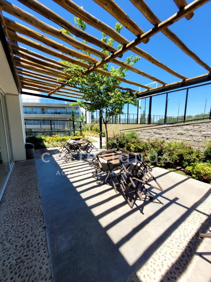VENETO VILLAGE, DEPTO 2 DORM EQUIPADO. AMENITIES