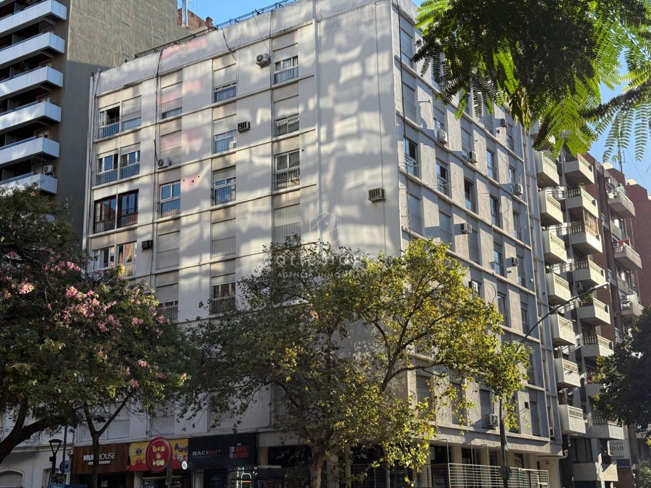 AMPLIO DEPTO DE 2 DORM. BV ILLIA ESQ CHACABUCO | NUEVA CORDOBA