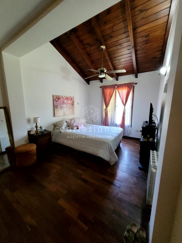 CASA 4 DORM + DEP DE SERV Y UNA SUP TOTAL 1000 M2 ARGUELLO | ZONA NORTE