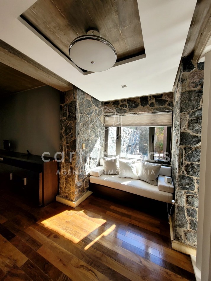 COUNTRY EL BOSQUE IMPECABLE! CASA DE 3 DORMITORIOS 650 MTS CUB.