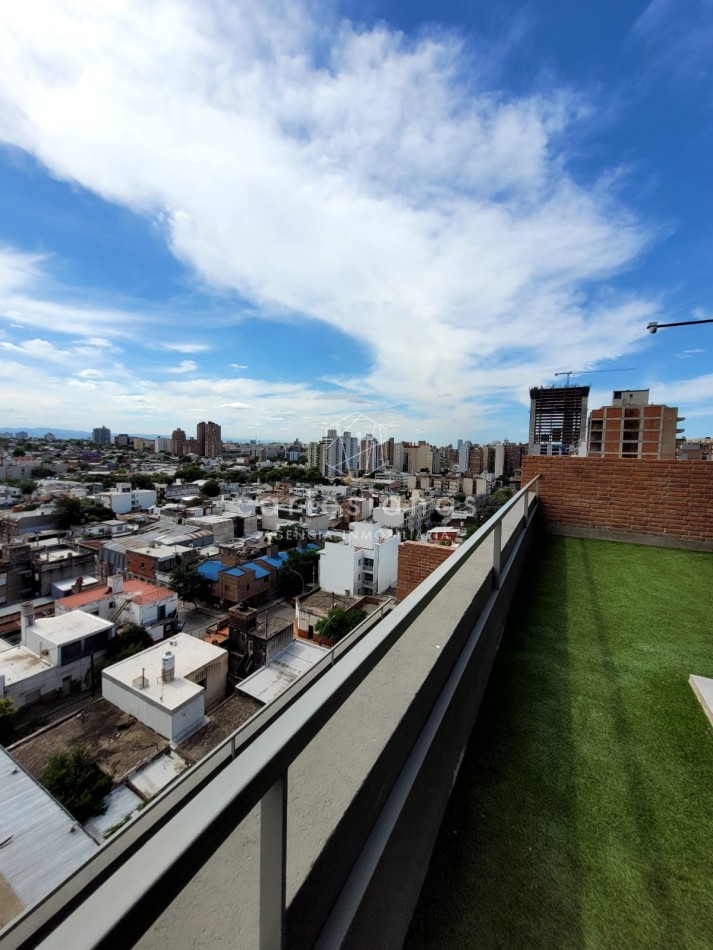 DEPTO 1 DORM C/PATIO + AMENITIES SOBRE AV. VELEZ SARSFIELD | ZONA POCITO