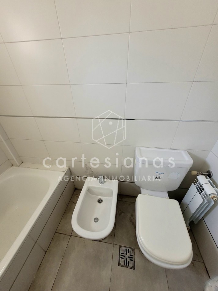 DEPTO ESTILO DUPLEX DE 2 DORM SOBRE CALLE FRANCISCO LAPRIDA | OBSERVATORIO