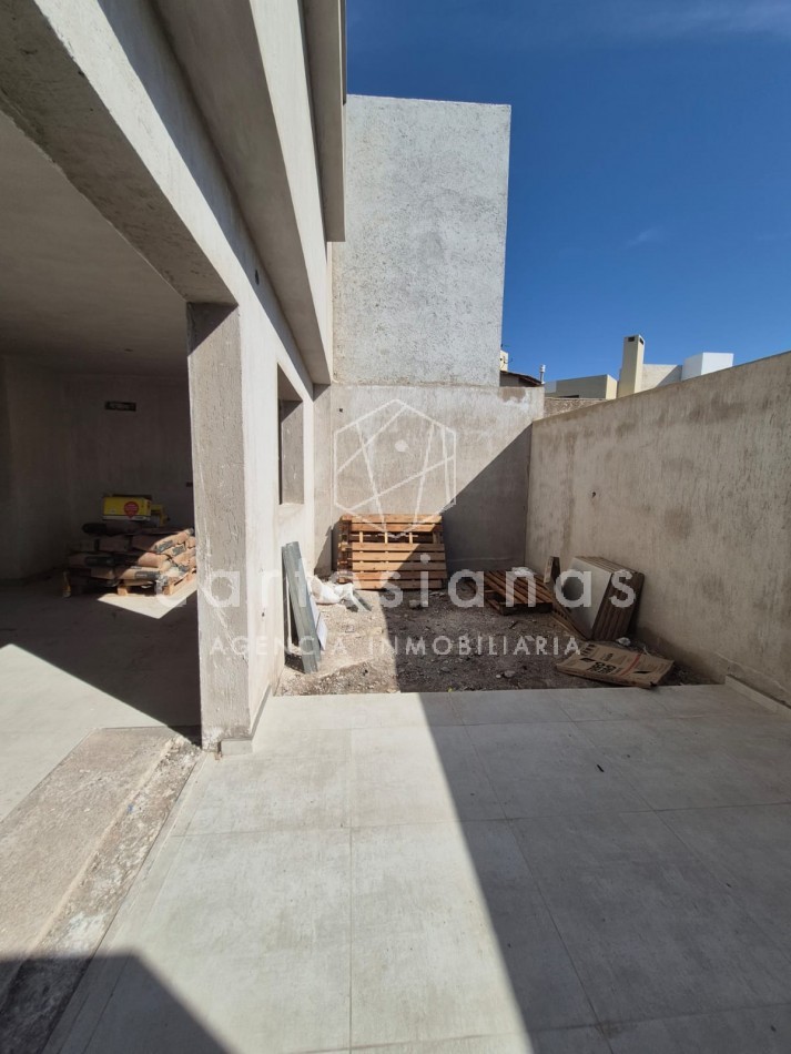 DOCTA | DUPLEX 2 DORM + ESP DE ESCRITORIO. ETAPA 1