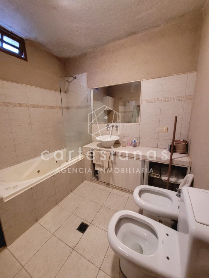 VILLA RIVERA INDARTE | CASA EN UNA SOLA PLANTA DE 3 DORM C/PILETA 