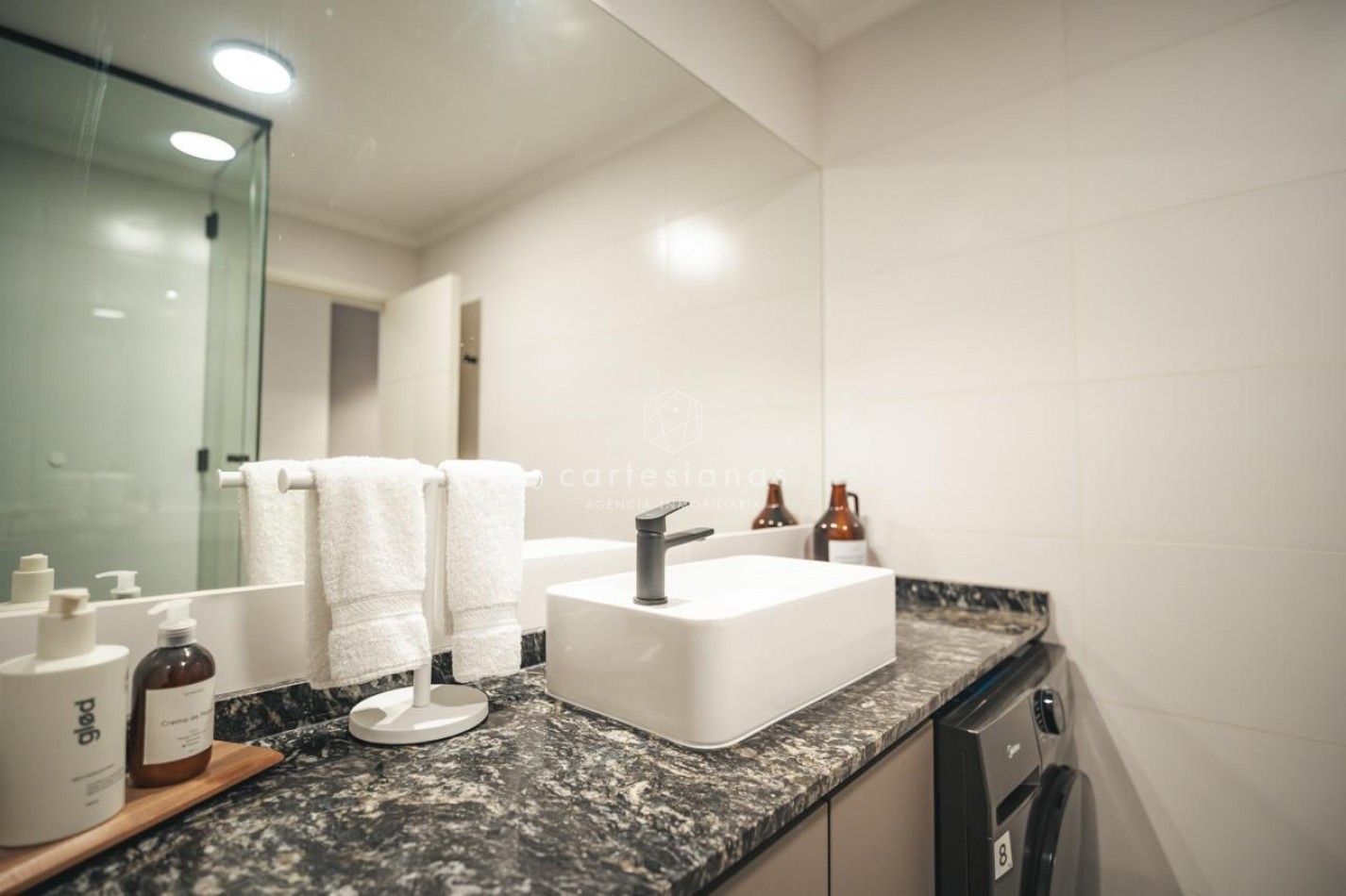 NUEVA CORDOBA DEPTO 2 DORM SOBRE CALLE RONDEAU