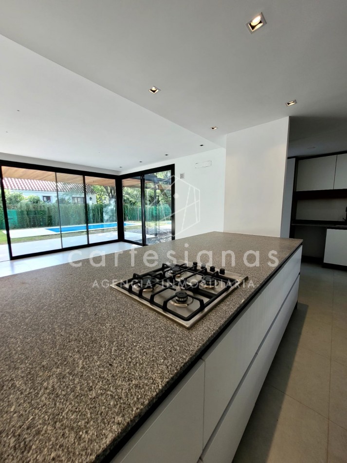 LA CAROLINA CASA DE 3 DORM CALIDAD PREMIUM | ZONA NORTE