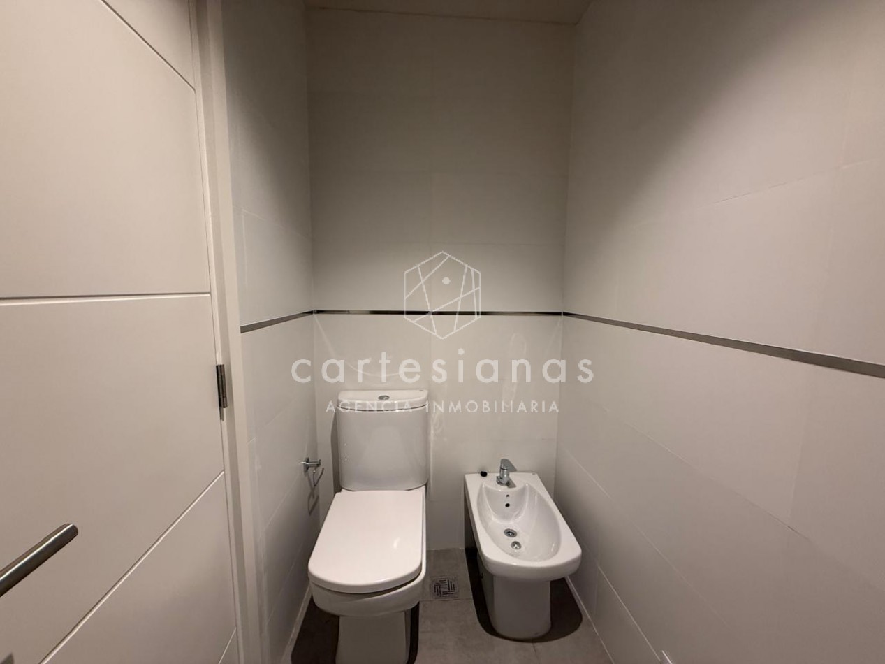 DEPTO DE 3 DORM C/ COCH EN CONDOMINIO EN ARGUELLO 