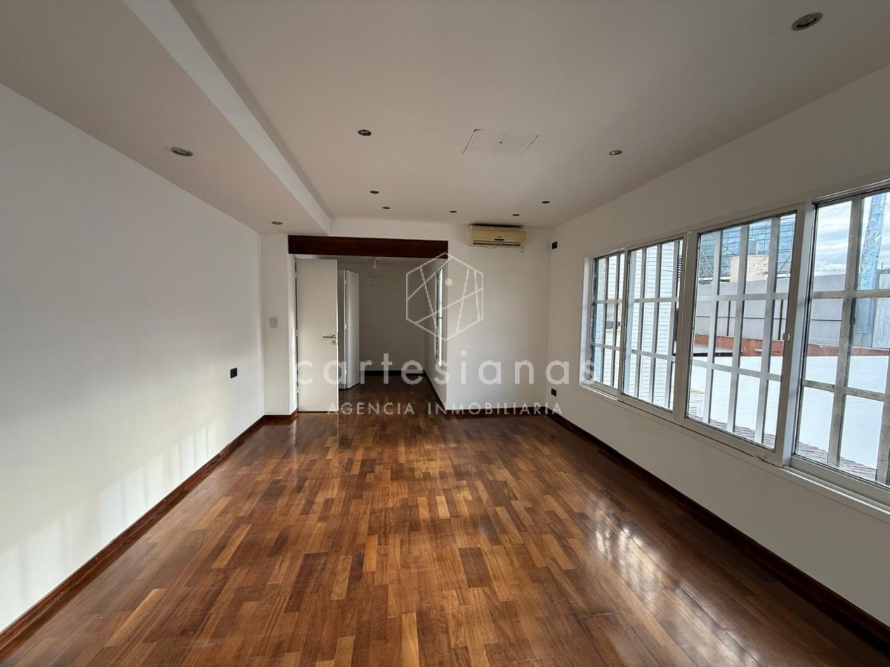 A 30 MTS DE RAFAEL NUÑEZ CASA DE 4 DORM + ESCRIT C/PILETA