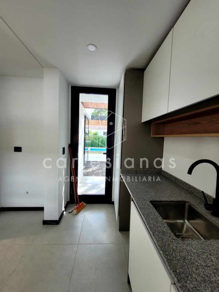 LA CAROLINA CASA DE 3 DORM CALIDAD PREMIUM | ZONA NORTE