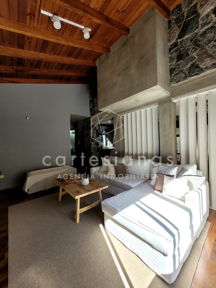 COUNTRY EL BOSQUE IMPECABLE! CASA DE 3 DORMITORIOS 650 MTS CUB.