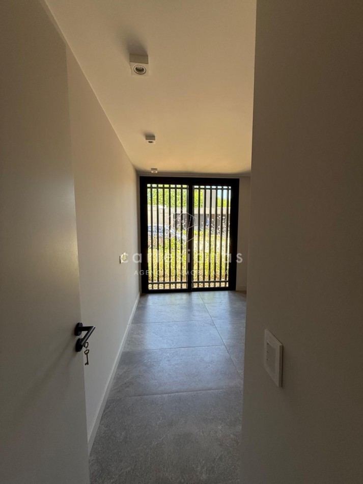 VILLA WARCALDE CASA EN UNA SOLA PLANTA DE 3 DORM EN HOUSING DE CATEGORIA