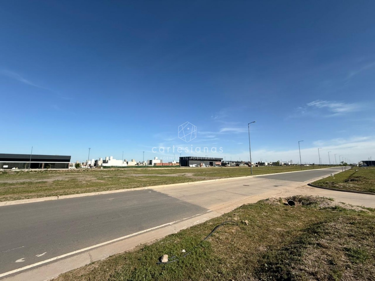 MACRO LOTE EN DOCTA | IDEAL PARA DESARROLLO DE TORRES Y LOCALES COMERCIALES
