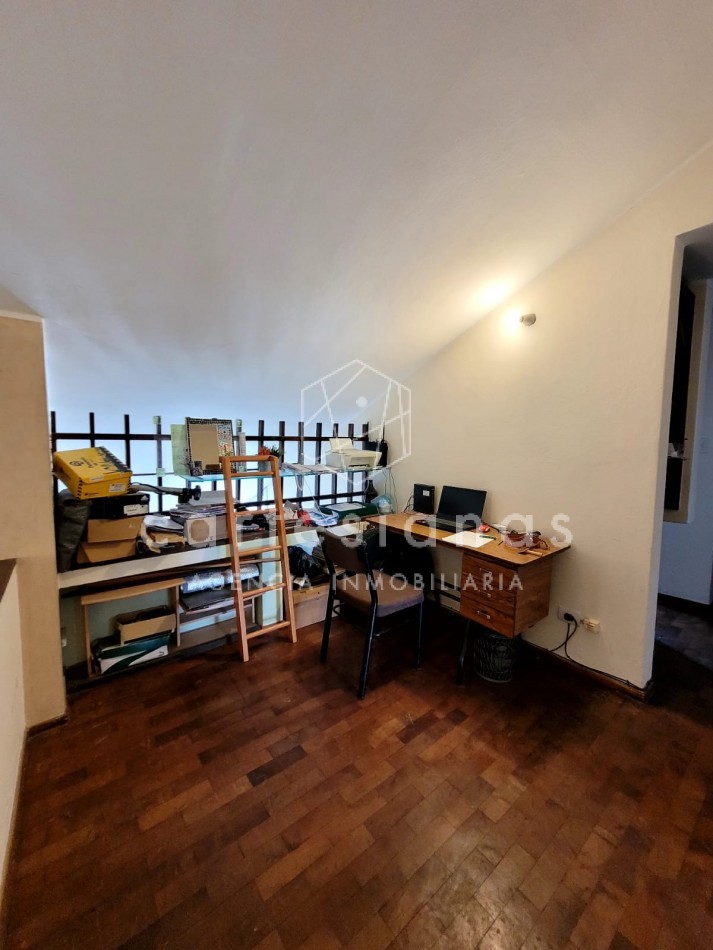 B°LOS OLMOS CASA 3 DORM C/PILETA. ESCRITURA