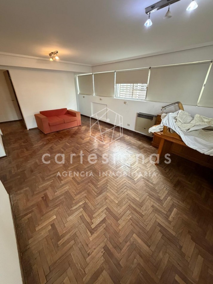 DEPTO 3 DORM SOBRE HIPOLITO YRIGOYEN, FRENTE A PLAZA ESPAÑA | NUEVA CORDOBA