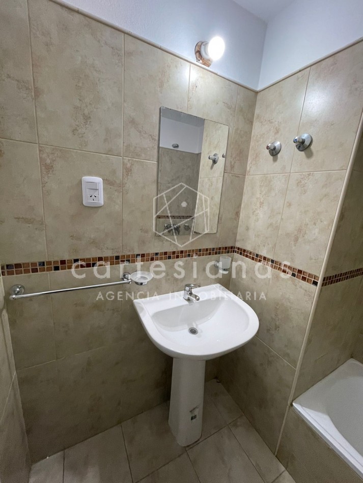 DEPTO 1 DORM C/BALCON AV. EMILIO OLMOS | CENTRO