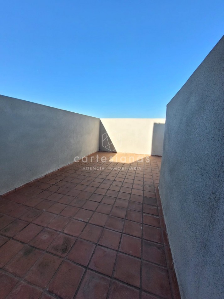 DPTO DE 3 DORM ESTILO DUPLEX SOBRE AV. FUERZA AEREA - RUTA 20