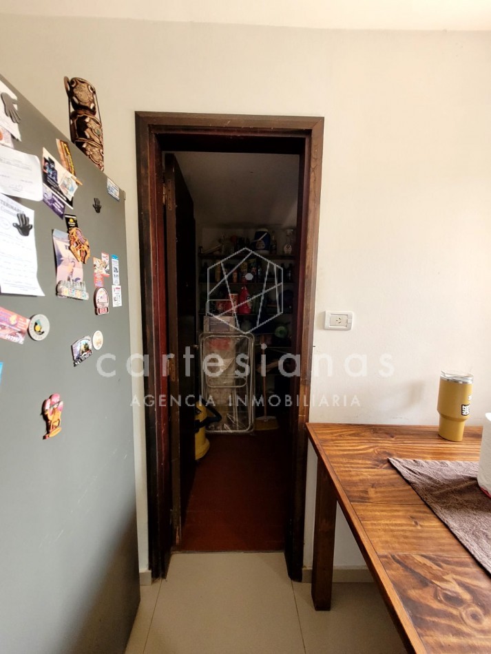 B°LOS OLMOS CASA 3 DORM C/PILETA. ESCRITURA
