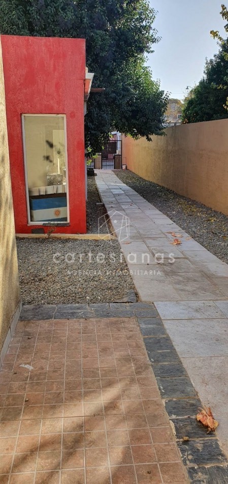 SE VENDEN 3 UNIDADES: DOS de 1 DORM y UNO de 2 DORM  EN COMPLEJO B° BELLA VISTA