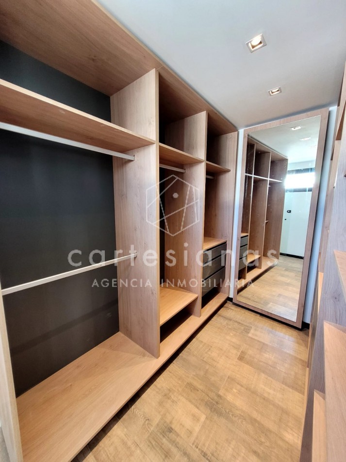 LA CAROLINA CASA DE 3 DORM CALIDAD PREMIUM | ZONA NORTE