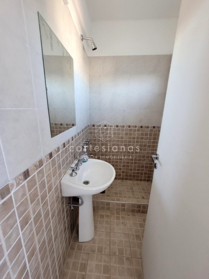 DPTO DE 3 DORM ESTILO DUPLEX SOBRE AV. FUERZA AEREA - RUTA 20