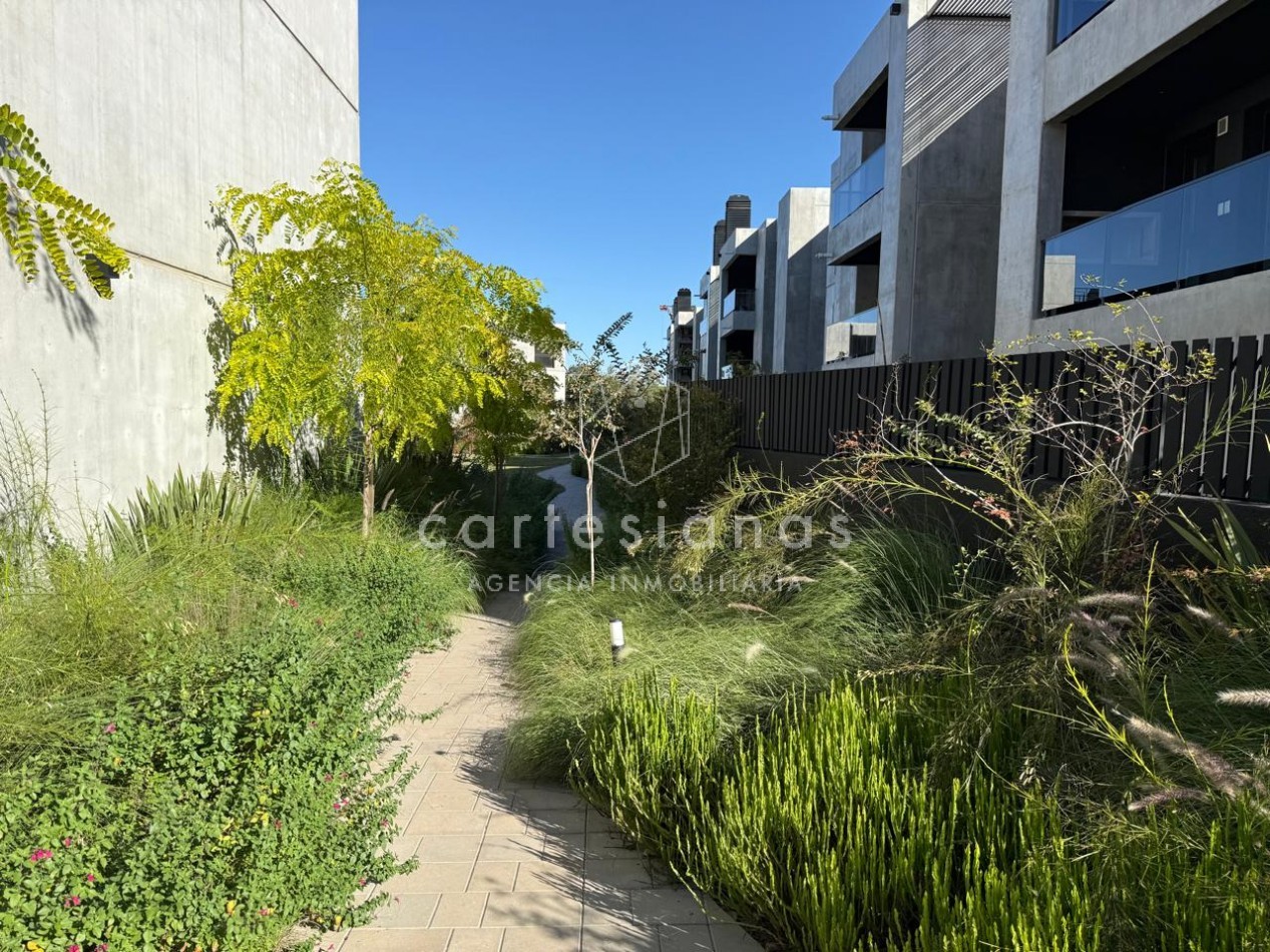 DEPTO DE 3 DORM C/ COCH EN CONDOMINIO EN ARGUELLO 