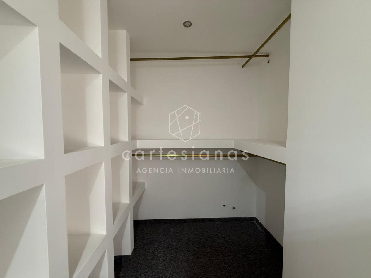 A 30 MTS DE RAFAEL NUÑEZ CASA DE 4 DORM + ESCRIT C/PILETA