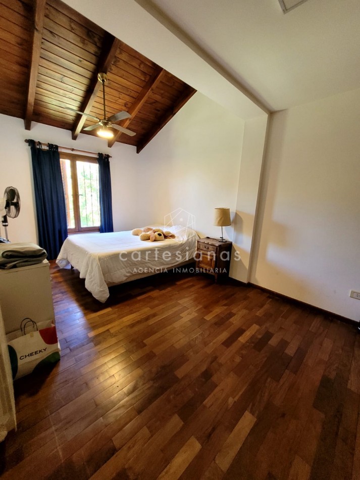 CASA 4 DORM + DEP DE SERV Y UNA SUP TOTAL 1000 M2 ARGUELLO | ZONA NORTE