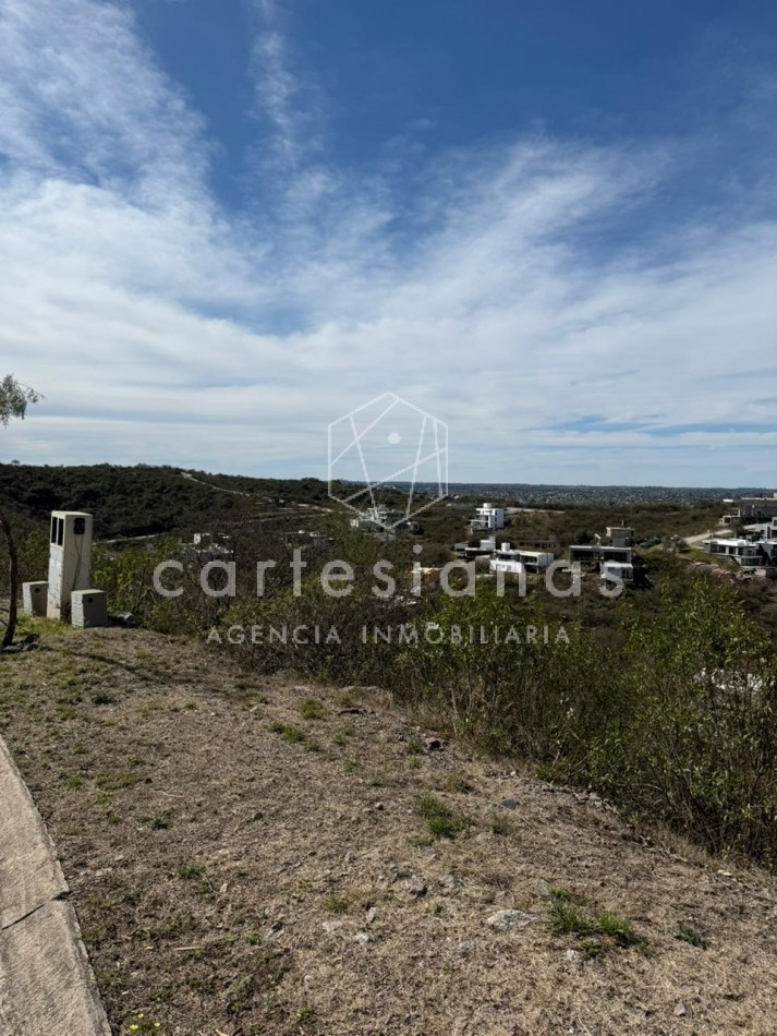 LA DESEADA COUNTRY LOTE DE 1376 M2 CON HERMOSAS VISTAS