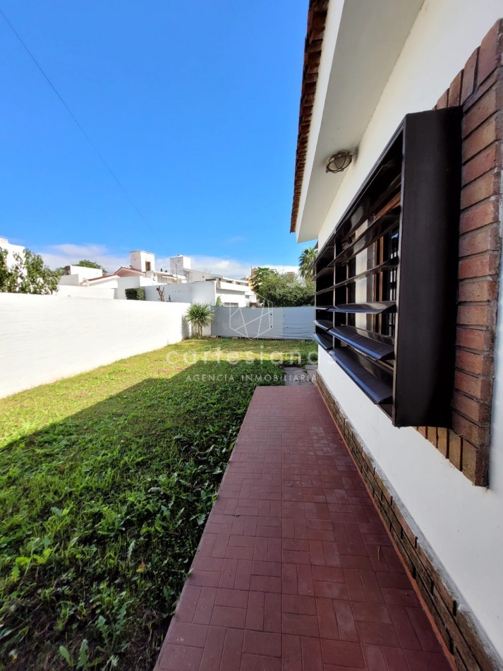 APPTO CREDITO. CASA DE 3 DORM ALEJANDRO CENTENO 