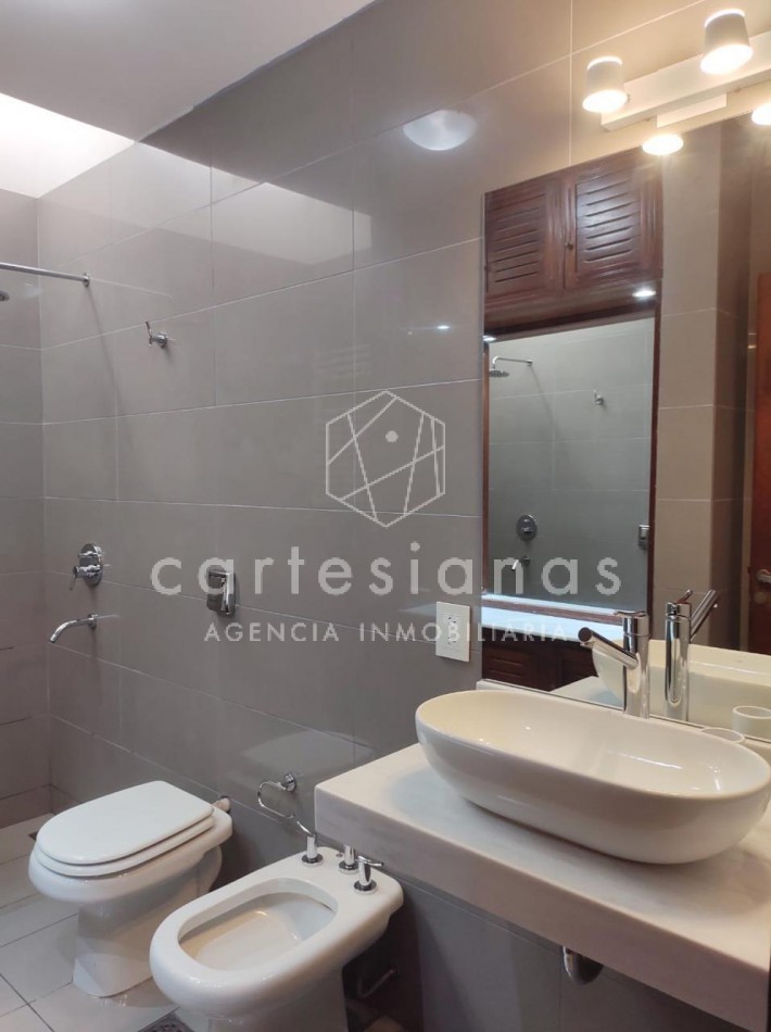 APTO CREDITO CASA DE 3 DORM + OFIC C/INGRESO INDEP. | BAJO PALERMO