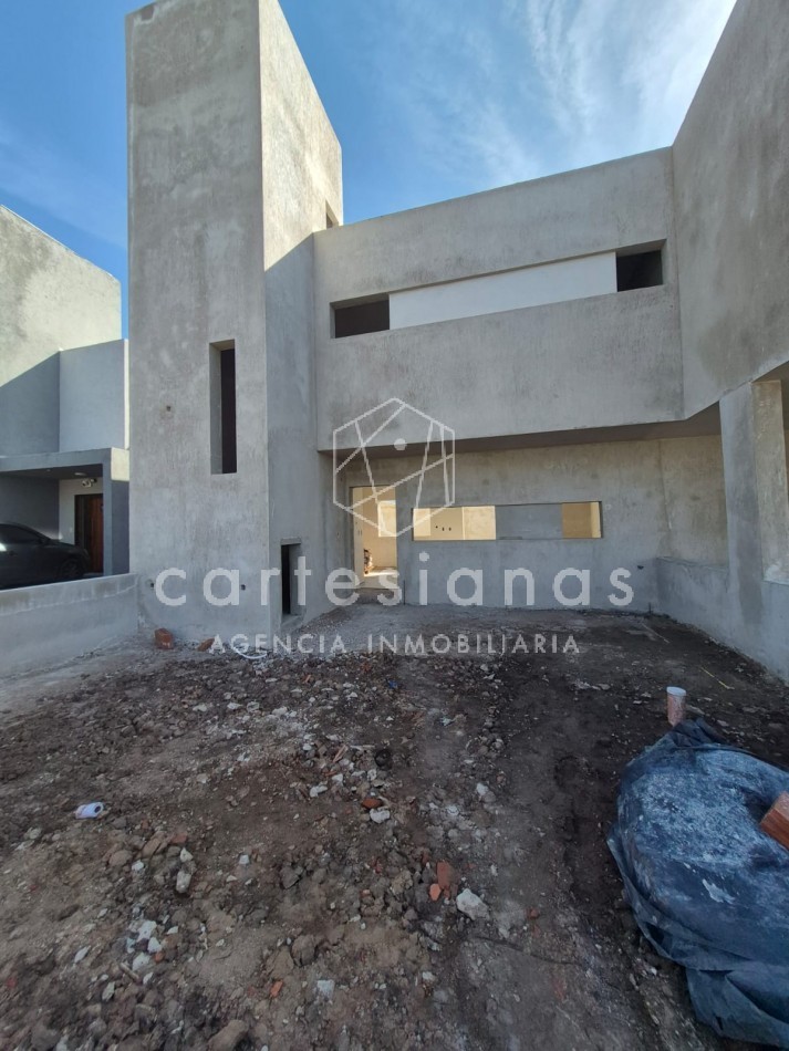 DOCTA ETAPA 1 | DUPLEX DE TRES DORM CON COCHERA DOBLE