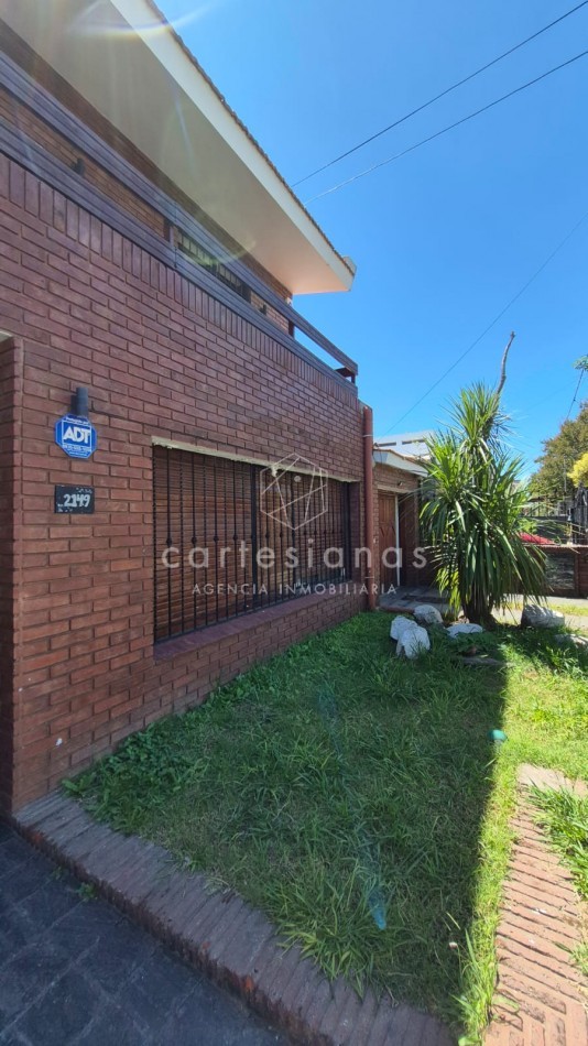 A 30 MTS DE RARAEL NUÑEZ CASA DE 4 DORM + ESCRIT C/PILETA