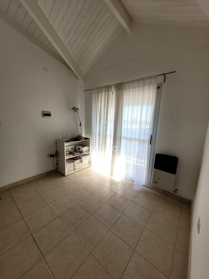 DPTO DE 3 DORM ESTILO DUPLEX SOBRE AV. FUERZA AEREA - RUTA 20