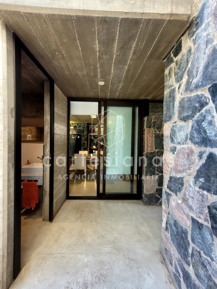 COUNTRY EL BOSQUE IMPECABLE! CASA DE 3 DORMITORIOS 650 MTS CUB.