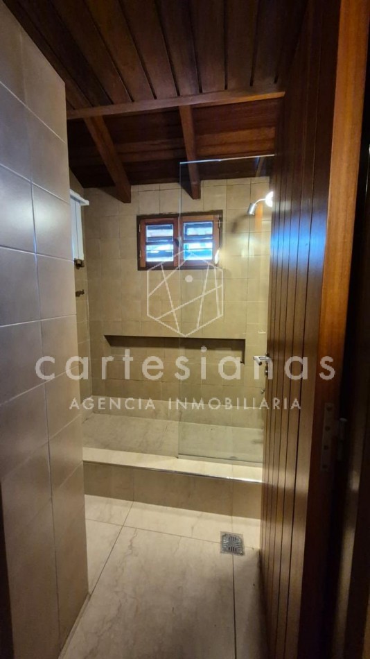 URCA EXCELENTE CASA DE 4 DORM. USO RESIDENCIAL O PARA OFICINAS/ESTUDIO 