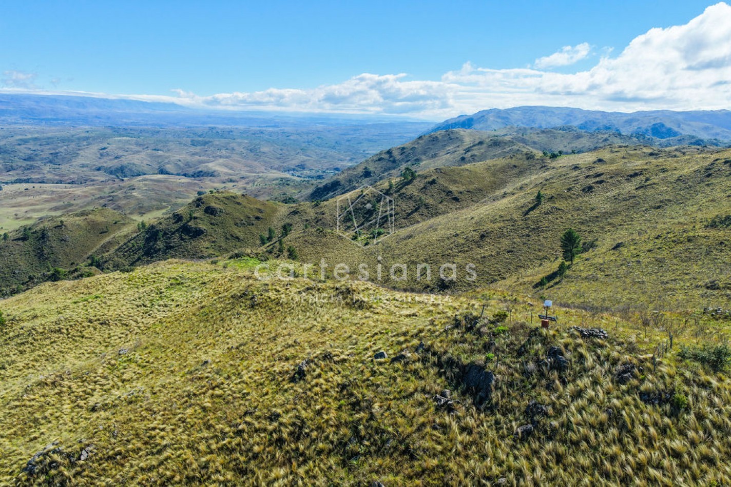 POTRERO DE GARAY | CAMPO DE 80 HECTAREAS + CASA DE 4 DORM+CASA DE SERVICIO+GALPON 