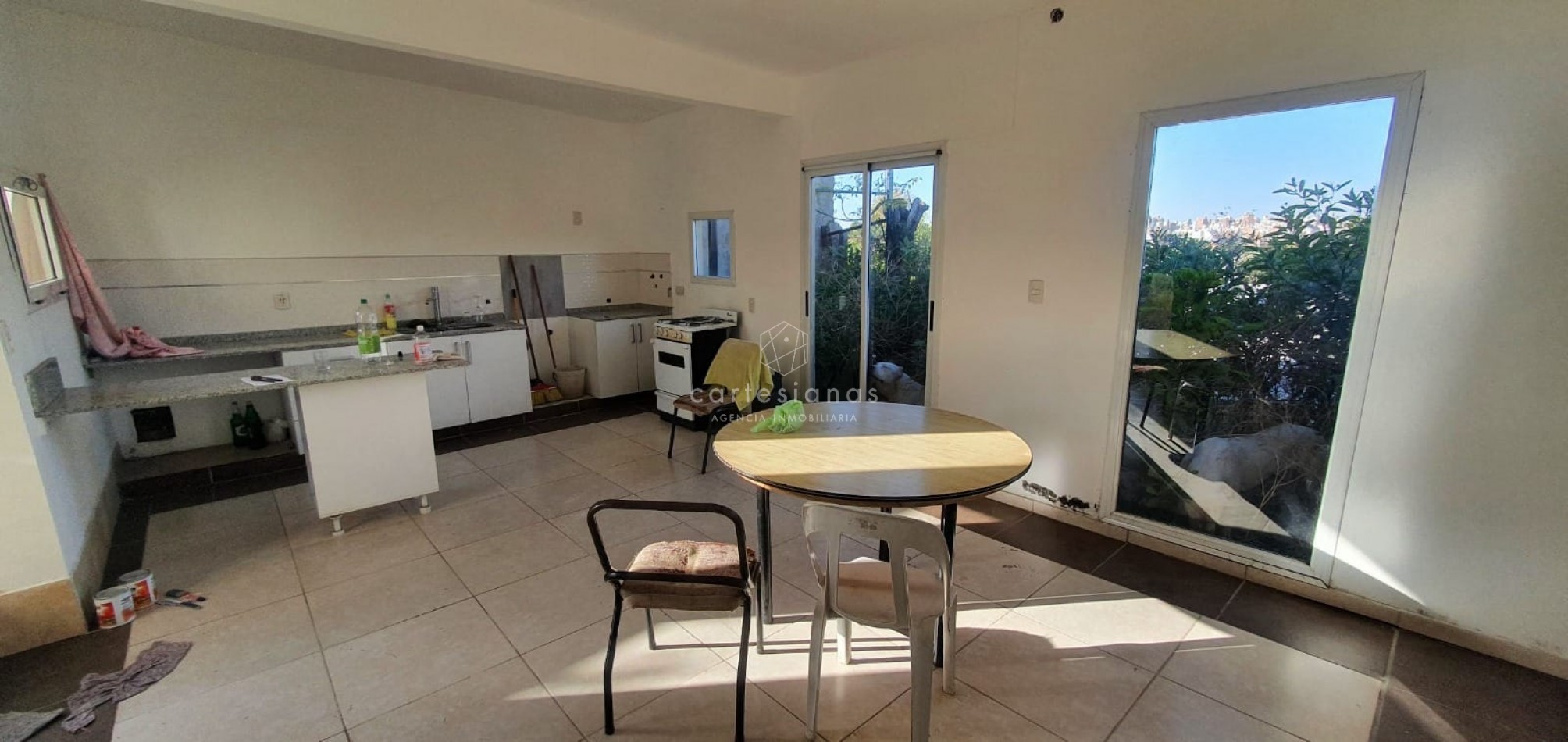 SE VENDEN 3 UNIDADES: DOS de 1 DORM y UNO de 2 DORM  EN COMPLEJO B° BELLA VISTA