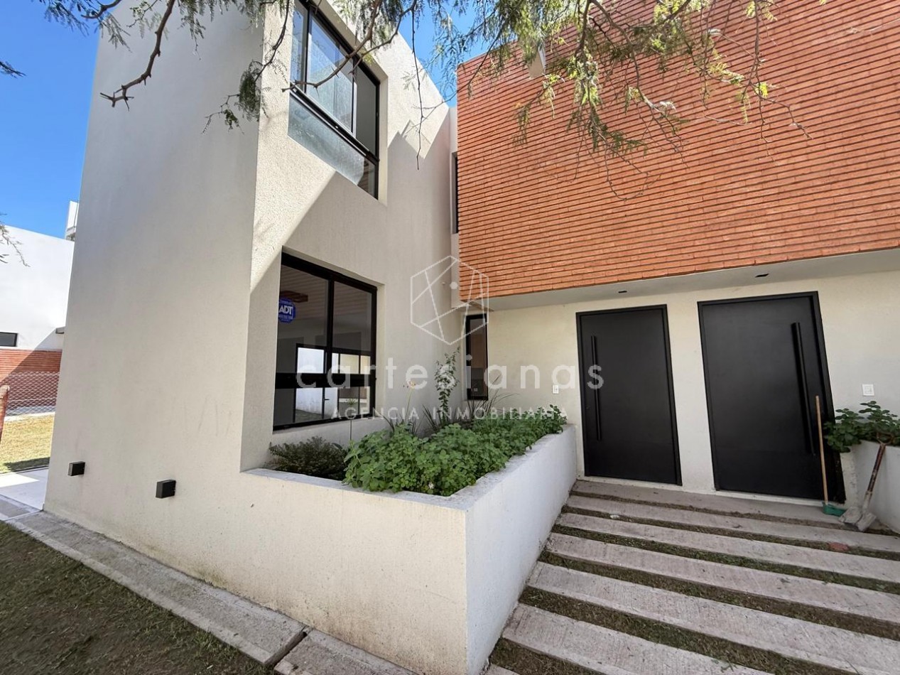 LA CALERA| ZONA TERRAZAS DE LA ESTANZUELA DUPLEX 2 DORN EN HOUSING