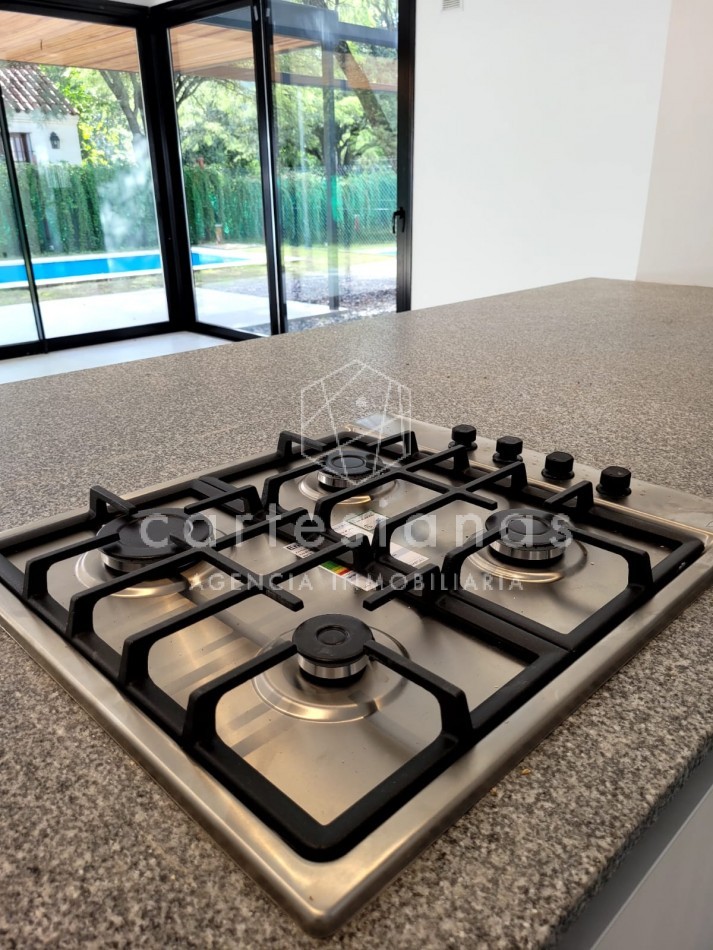 LA CAROLINA CASA DE 3 DORM CALIDAD PREMIUM | ZONA NORTE