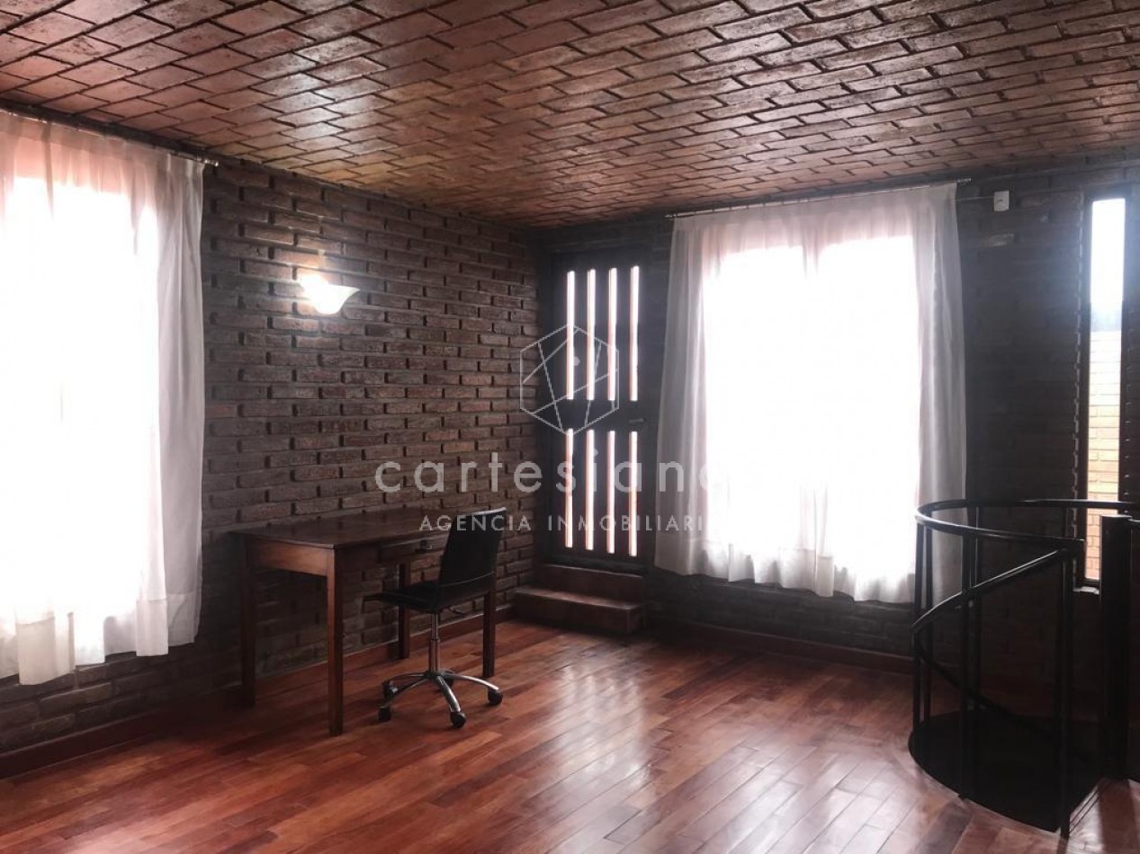 APTO CREDITO CASA DE 3 DORM + OFIC C/INGRESO INDEP. | BAJO PALERMO