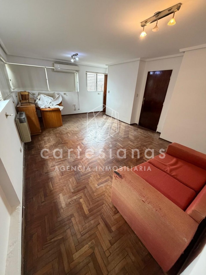 DEPTO 3 DORM SOBRE HIPOLITO YRIGOYEN, FRENTE A PLAZA ESPAÑA | NUEVA CORDOBA