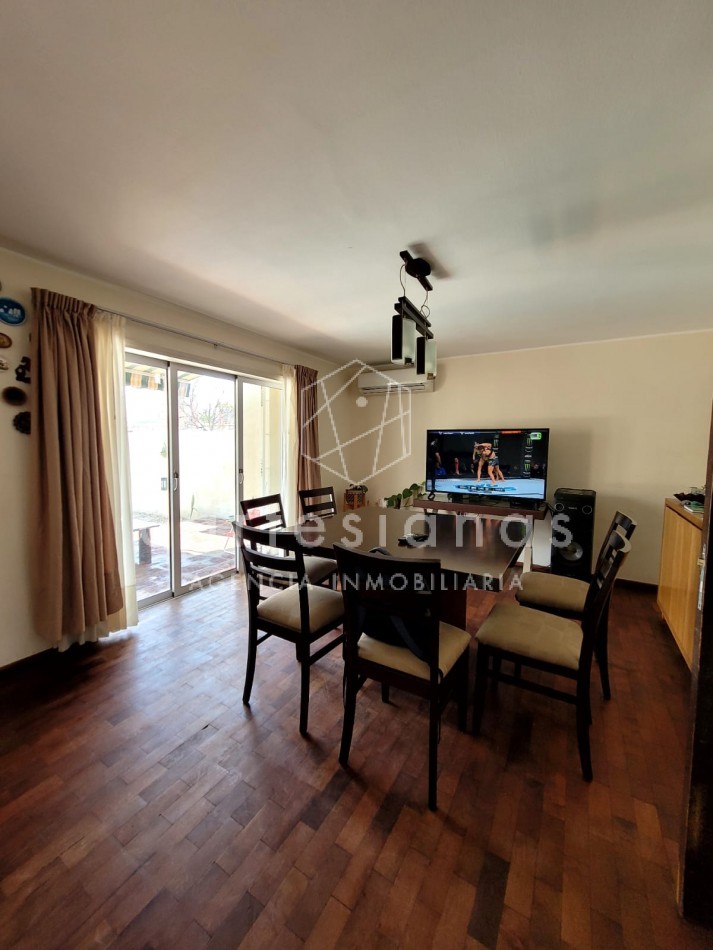 B°LOS OLMOS CASA 3 DORM C/PILETA. ESCRITURA