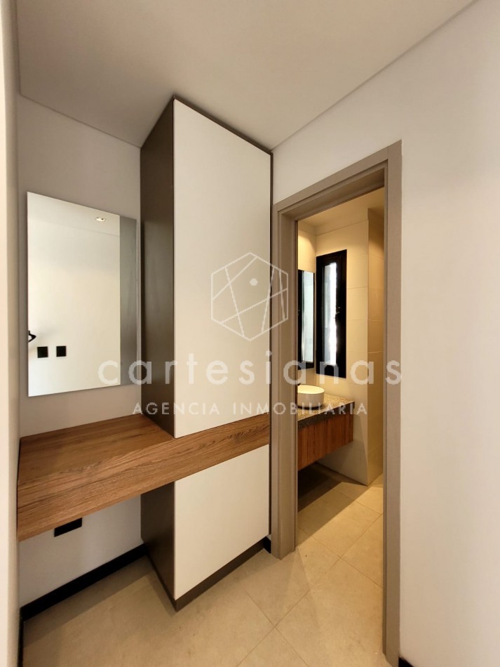 LA CAROLINA CASA DE 3 DORM CALIDAD PREMIUM | ZONA NORTE